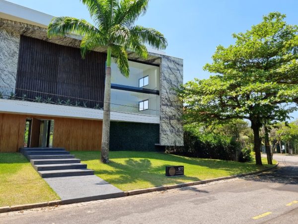 Casa Triplex Condomínio Mansões Barra Da Tijuca