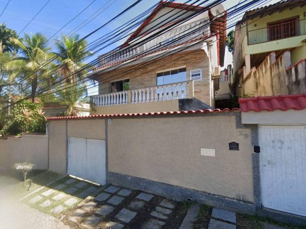 LINDA CASA DUPLEX NA FREGUESIA JACAREPAGUÁ