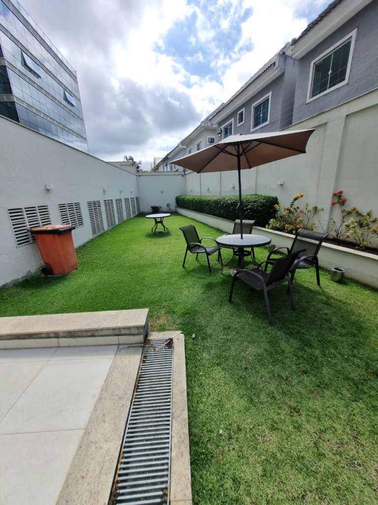 LINDO APARTAMENTO RECREIO DOS BANDEIRANTES